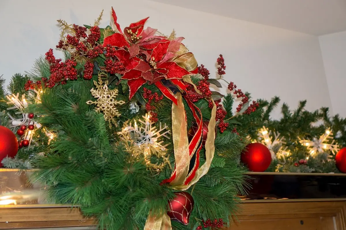11 Awesome Christmas Wreaths to Make and Sell